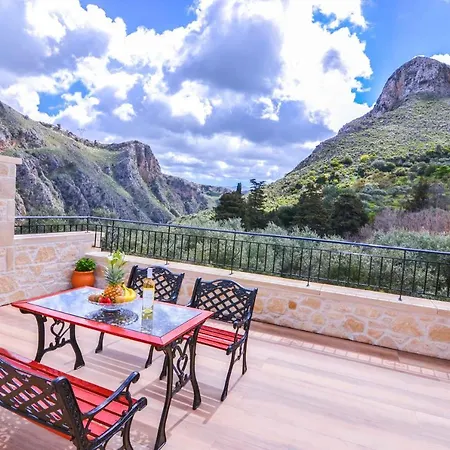 Villa Anastasia Luxe With Wifi, Bbq & Amazing Views Kissamos